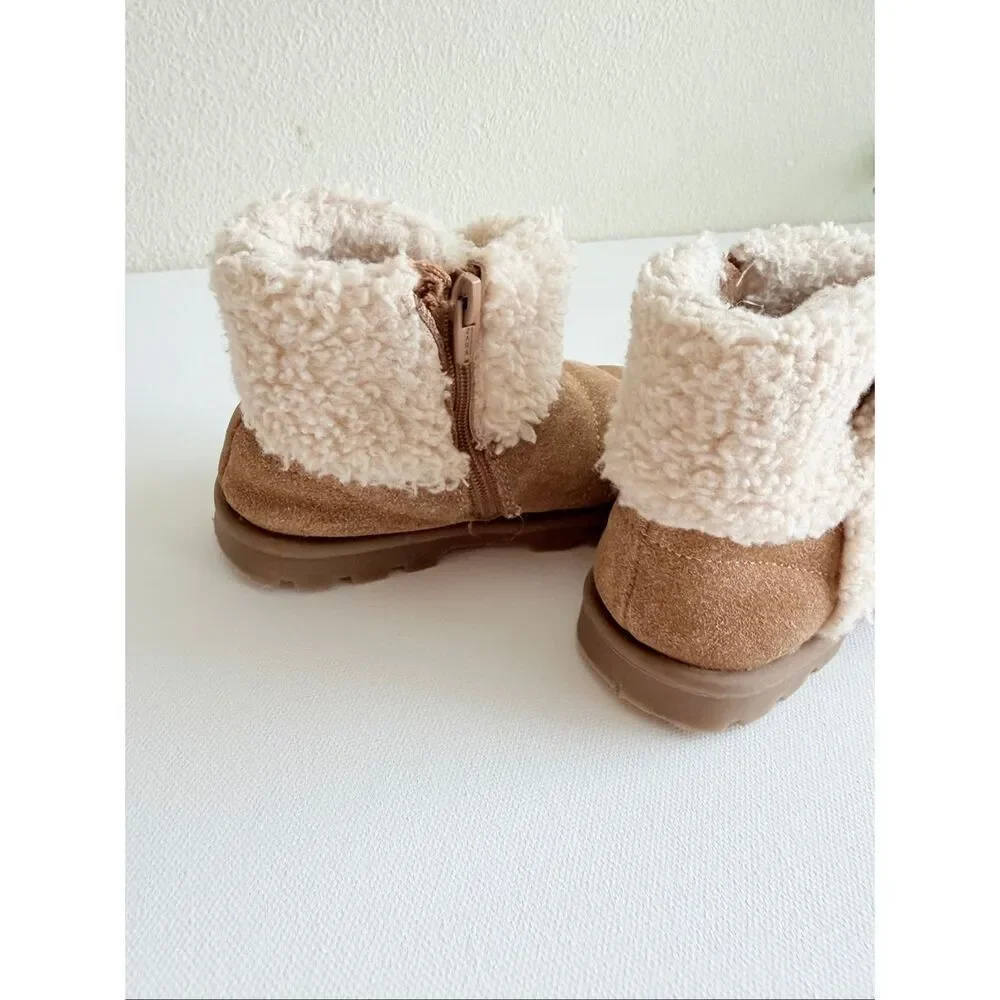Zara Tan Girls Toddler shoes size 23 (6.5-7 US)
